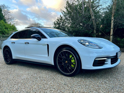 2019 (192) Porsche Panamera