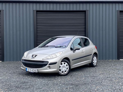 PEUGEOT 207