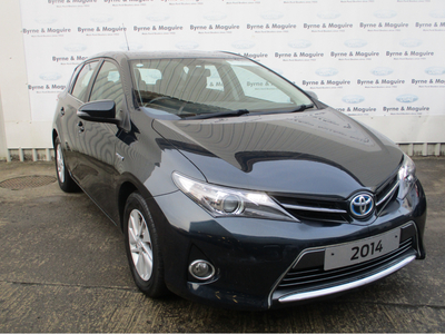 TOYOTA AURIS