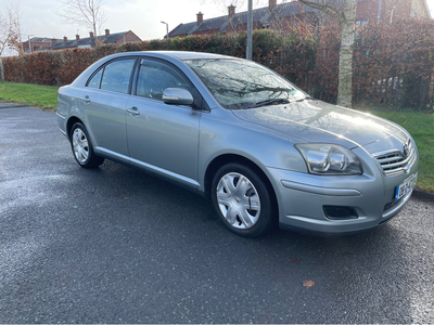 TOYOTA AVENSIS