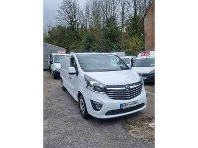 VAUXHALL VIVARO