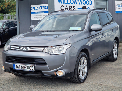 MITSUBISHI OUTLANDER