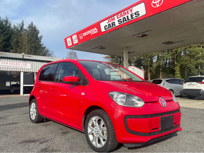 VOLKSWAGEN UP!