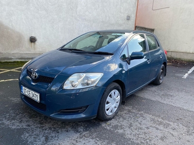 2007 - Toyota Auris Manual