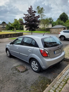 2011 - Kia Rio Manual