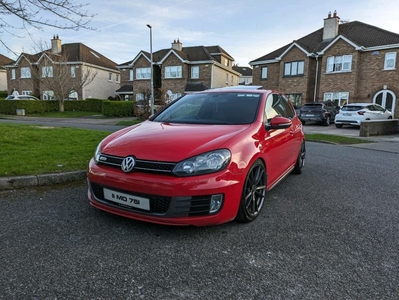 2011 - Volkswagen Golf Automatic