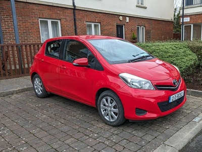 2012 - Toyota Yaris Manual