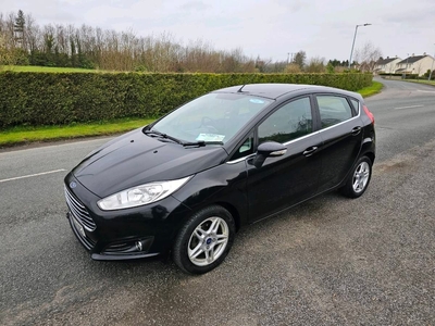 2013 - Ford Fiesta Manual