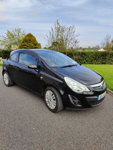 2013 - Vauxhall Corsa ---