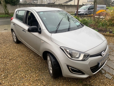 2014 - Hyundai i20 Manual