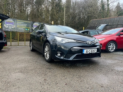 2016 - Toyota Avensis Manual