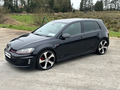 2016 - Volkswagen Golf Automatic