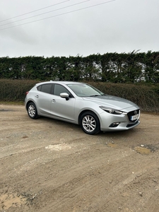 2017 - Mazda 3 Manual