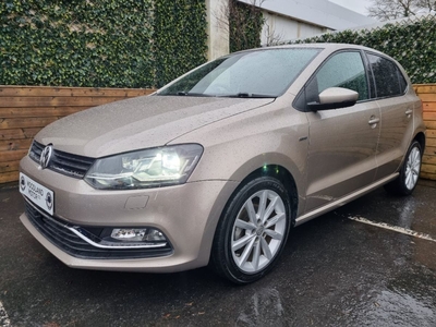 2017 - Volkswagen Polo Automatic