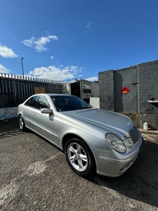 2005 - Mercedes-Benz E-Class ---