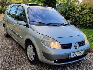 2005 - Renault Megane Manual