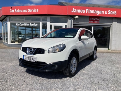 2013 - Nissan Qashqai+2 Manual