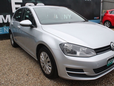 2013 - Volkswagen Golf Manual