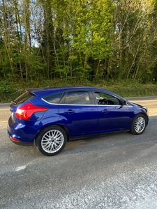 2014 - Ford Focus Manual