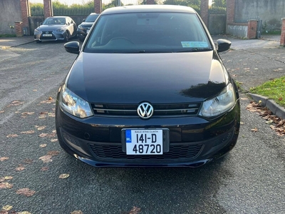 2014 - Volkswagen Polo Automatic