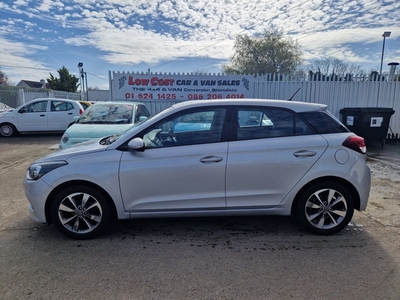 2015 - Hyundai i20 Manual