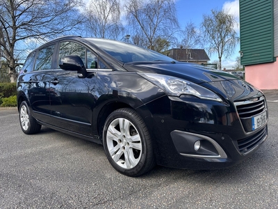 2015 - Peugeot 5008 Manual