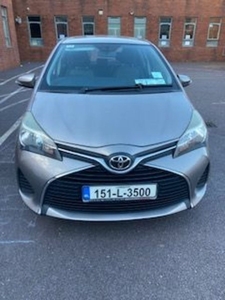 2015 - Toyota Yaris Manual