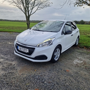 2016 - Peugeot 208 Manual