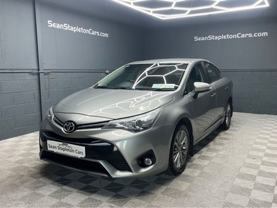 2016 - Toyota Avensis Manual