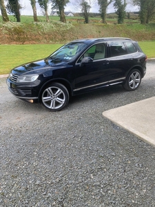 2018 - Volkswagen Touareg Automatic