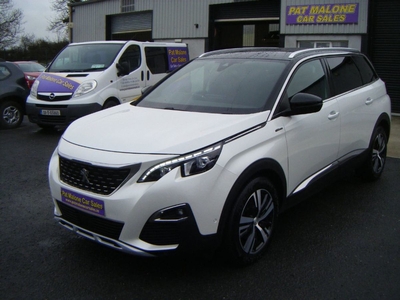 2019 - Peugeot 5008 Manual