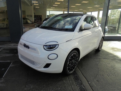 2023 - Fiat 500 Automatic