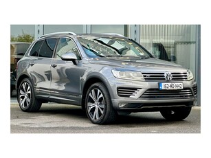 2015 (152) Volkswagen Touareg