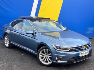 2017 (172) Volkswagen Passat