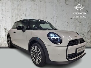 2024 (242) Mini Cooper