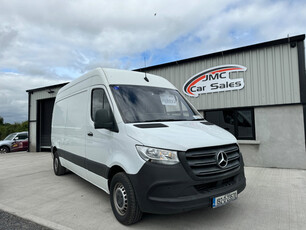 MERCEDES-BENZ SPRINTER