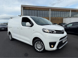 TOYOTA PROACE