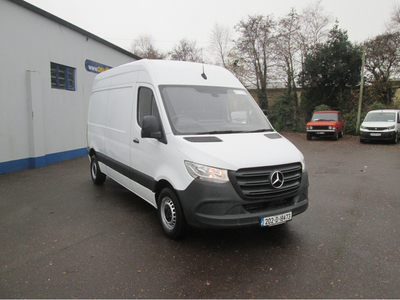 MERCEDES-BENZ SPRINTER