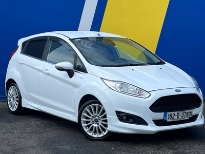 2016 (162) Ford Fiesta