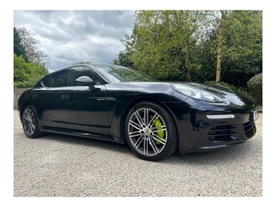 2016 (161) Porsche Panamera