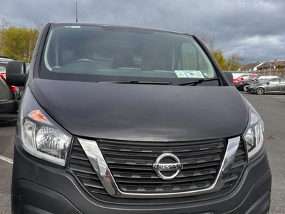 2017 (171) Nissan NV300