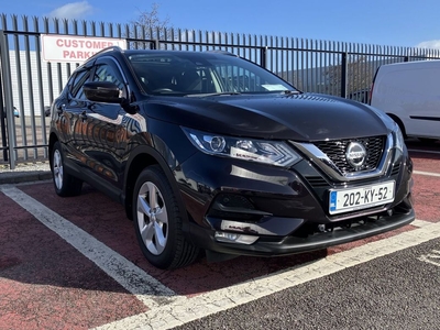 2020 (202) Nissan Qashqai