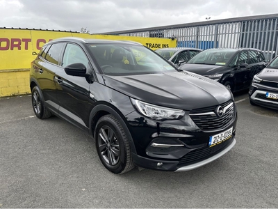 2021 (212) Opel Grandland X