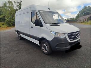 MERCEDES-BENZ SPRINTER