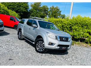 NISSAN NAVARA