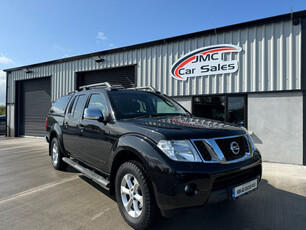 NISSAN NAVARA