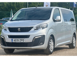 PEUGEOT TRAVELLER