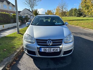 2006 - Volkswagen Jetta Manual