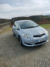 2007 - Toyota Auris Manual