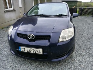 2007 - Toyota Auris Manual